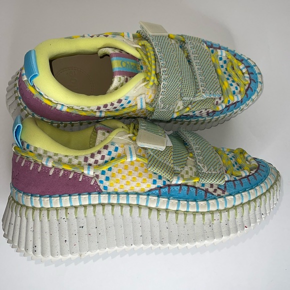 Chloé - Picture 3 of 17